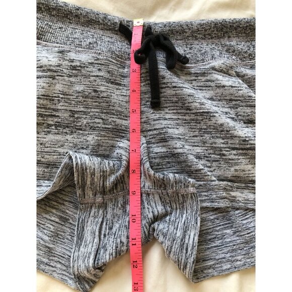Athleta Knit Drawstring Shorts Womens S Gray Pockets Athletic Active Loungewear - Picture 9 of 9